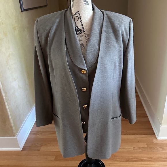 Vintage Renlyn New York 3 Piece Wool Suit Size 10 - Picture 1 of 15